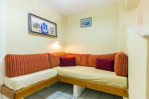 Stathopoulos Apartments
