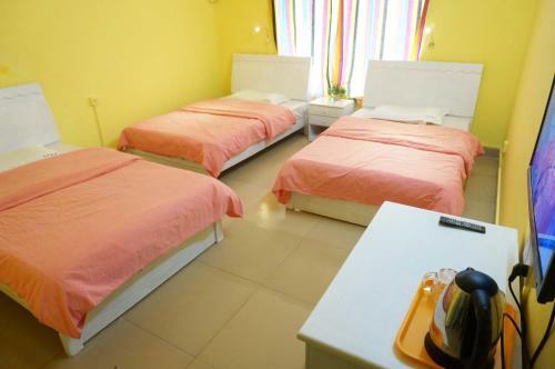 Danxia International Youth Hostel