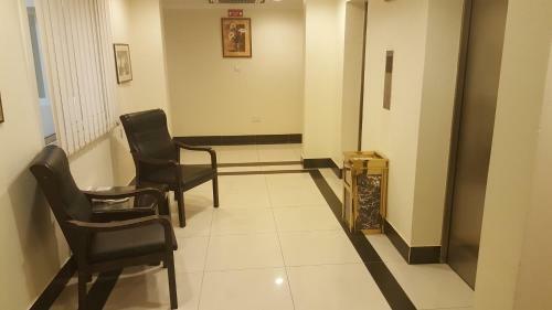 Al Thuriah Hotel Apartment