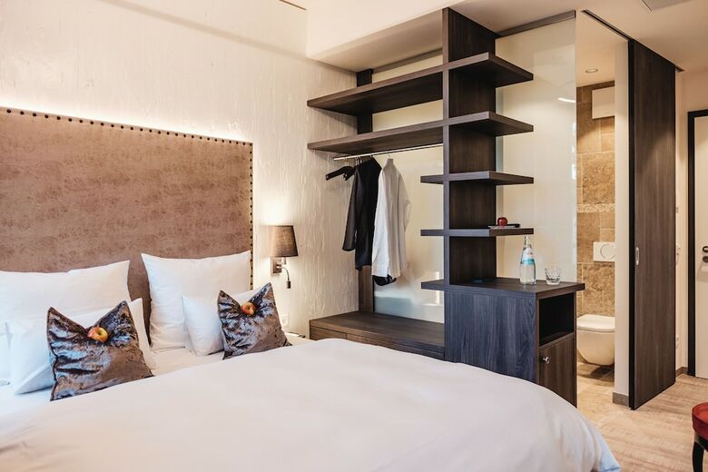 Eriks Hotel