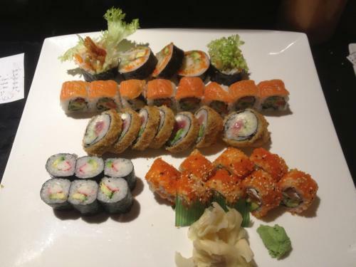 Yumi Hotel Sushi-steaks & Friends