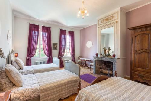 Agroturismo Blesignac Chateau Sleeps 12 Pool Wifi