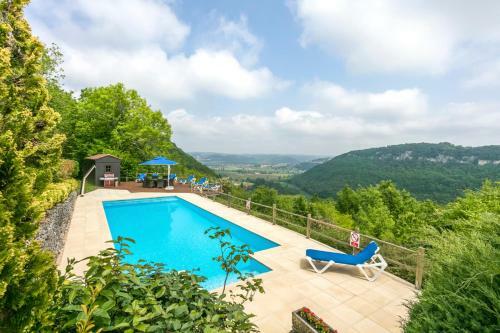 Castelnaud-la-chapelle Villa Sleeps 8 Pool Air Con