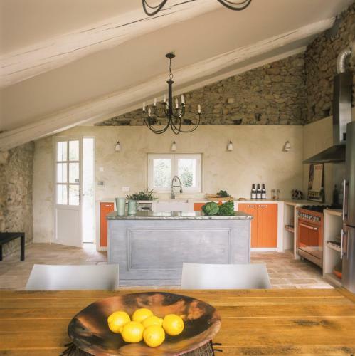 Eygalieres Villa Sleeps 6 Pool Wifi