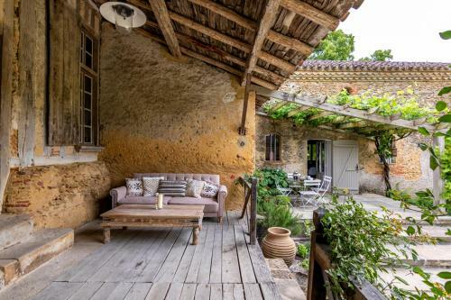 Agroturismo Estang Chateau Sleeps 15 Pool Wifi