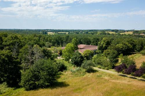 Agroturismo Estang Chateau Sleeps 15 Pool Wifi
