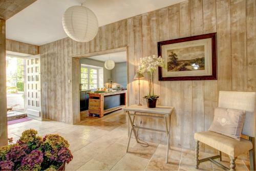 Larroque-sur-l'osse Villa Sleeps 14 Pool Wifi