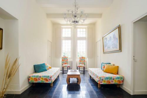 Agroturismo Montagnac Chateau Sleeps 14 Pool Wifi