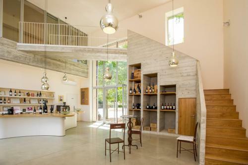 Agroturismo Montagnac Chateau Sleeps 14 Pool Wifi