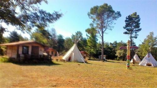 Agroturismo Les Cabanes De Riquier