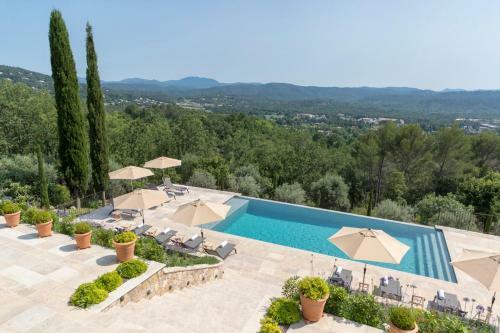 Montauroux Villa Sleeps 14 Pool Air Con Wifi