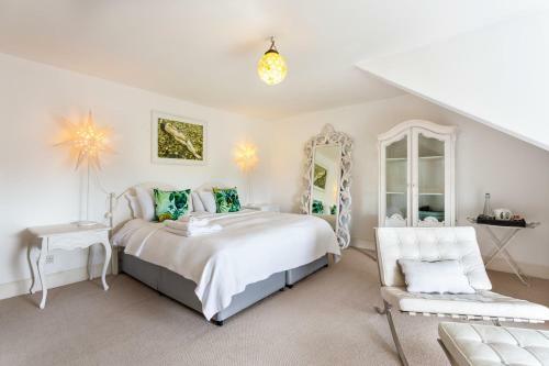 Agroturismo Chulmleigh Chateau Sleeps 24 Pool Wifi