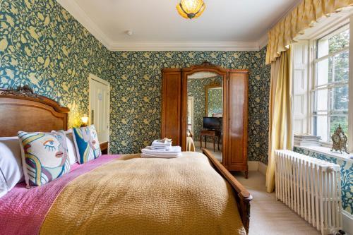 Agroturismo Chulmleigh Chateau Sleeps 24 Pool Wifi