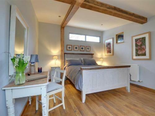 Beautiful Holiday Home In Pluckley Kent With Bbq