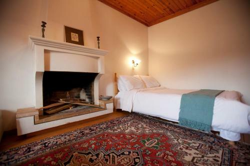 Hostal Theoni's House