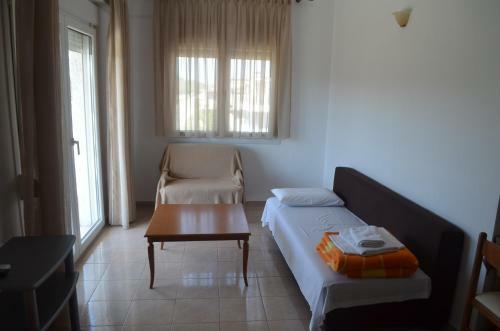 Irini Apartments