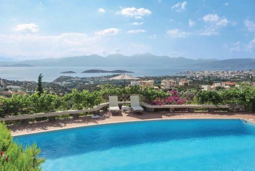 Katsikia Villa Sleeps 8 Air Con Wifi