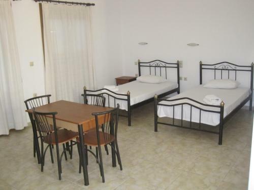 Sfinias Apartments