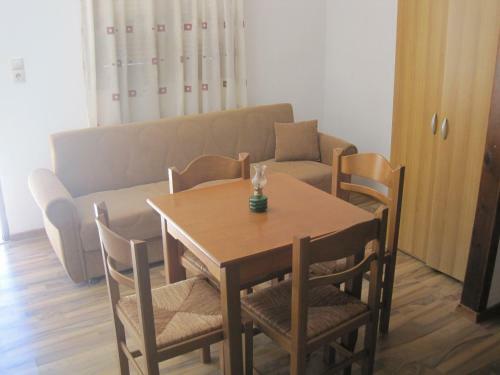 Sfinias Apartments