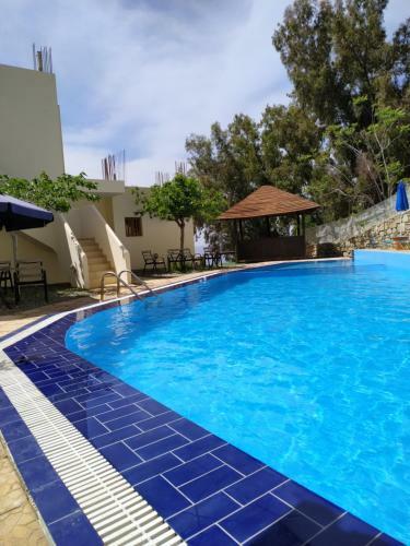 Sfinias Apartments