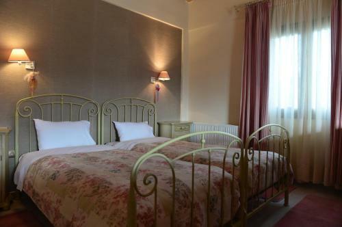Hotel Pleiades