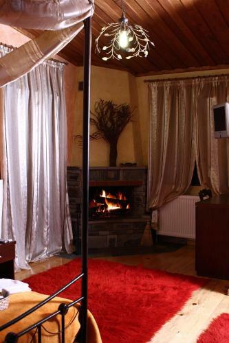 Hostal Limnaio