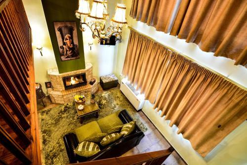 Hostal Camelia Suites