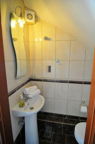 Golden Sunrise Apartments