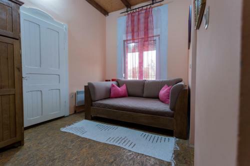 Hostal Apartmani Baranjski Dvori
