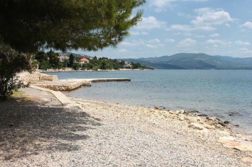 Apartments With A Parking Space Maslenica, Novigrad - 15482