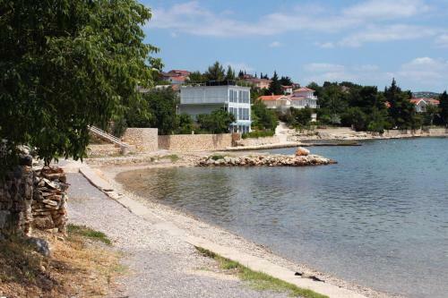 Apartments With A Parking Space Maslenica, Novigrad - 15482