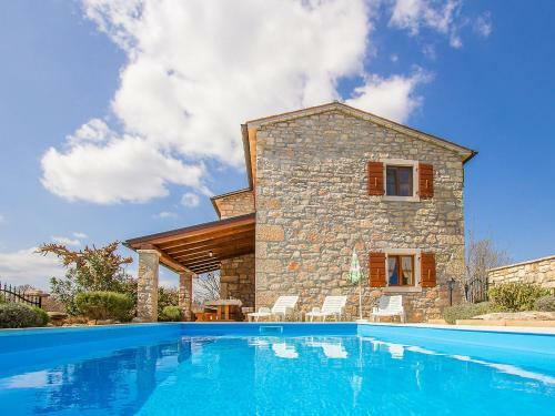 Holiday Home Angelo I Marija