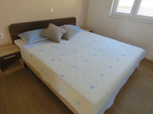 Apartments Lidija