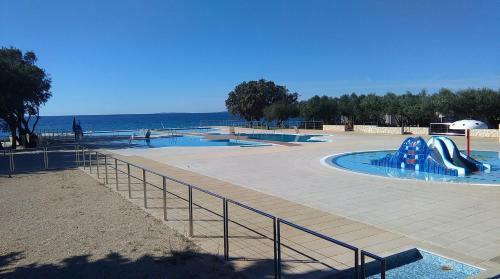 Apartment Novalja 13090b