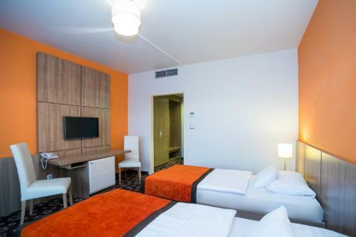 Hotel Kenese Bay Garden Resort & Conference
