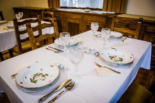 Hostal Zseri Vad�szh�z