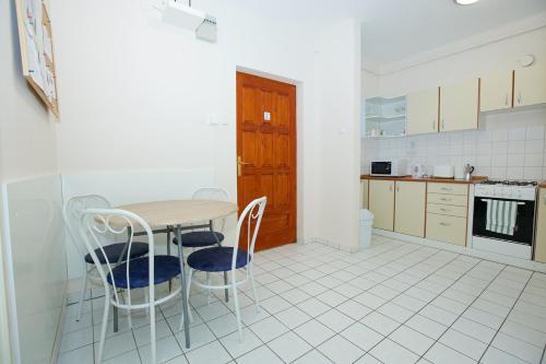 Zoli Apartmanok-betty K�lcsey 32