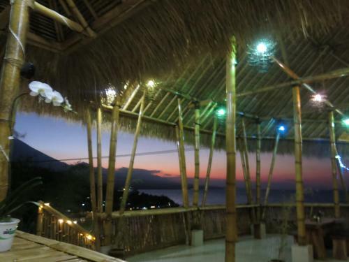 Hostal The Horizon Bungalows