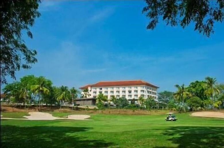 Puri Kiic Golf View Hotel