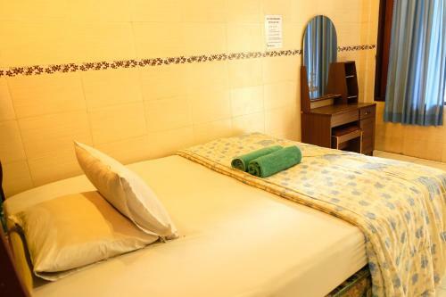 Hotel Kerti Beach Bungalow And Restaurant