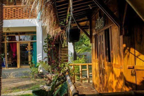 Hostal La Calypso Guesthouse