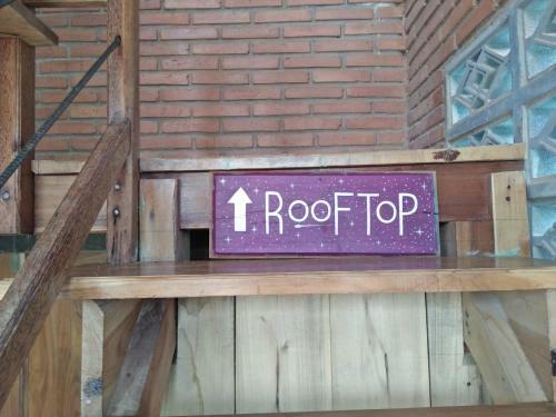 Hostal La Calypso Guesthouse