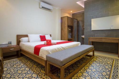 Hostal Reddoorz @ Letjend S. Parman Pacitan
