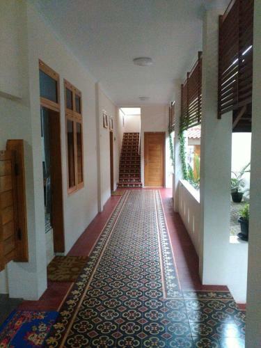 Hostal Reddoorz @ Letjend S. Parman Pacitan