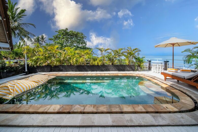 Hotel Bombora Medewi Wavelodge