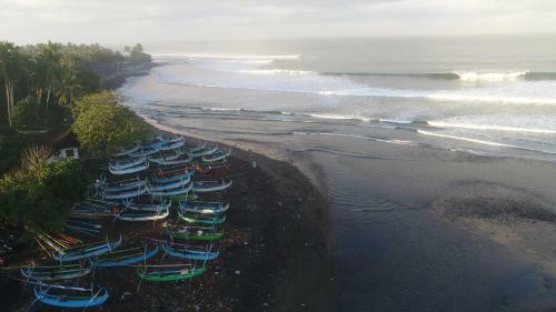 Hostal Medewi Secret Surfcamp