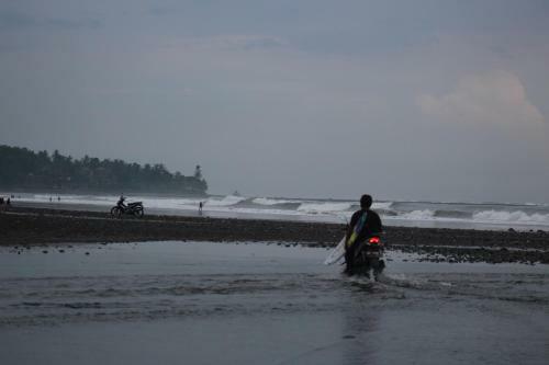 Hostal Medewi Secret Surfcamp