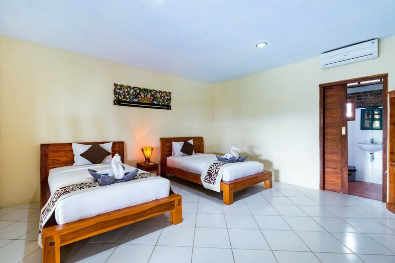 Hotel Sea Medewi Resort