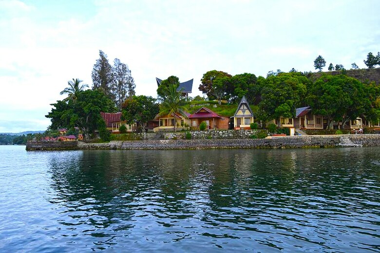 Hostal Tuk Tuk Timbul Bungalows