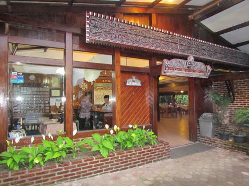 Hostal Carolina Hotel